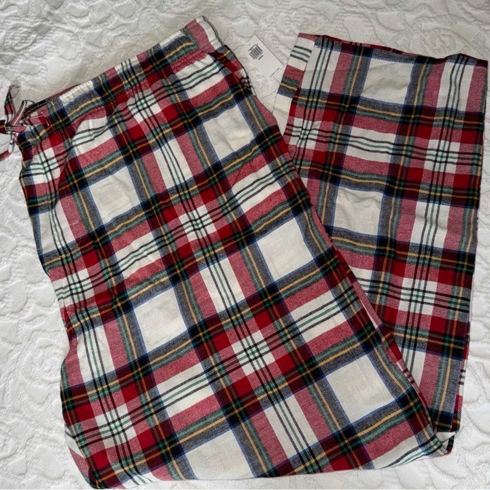 NWT Men's Old Navy Red and Black Plaid Pajama Pants
